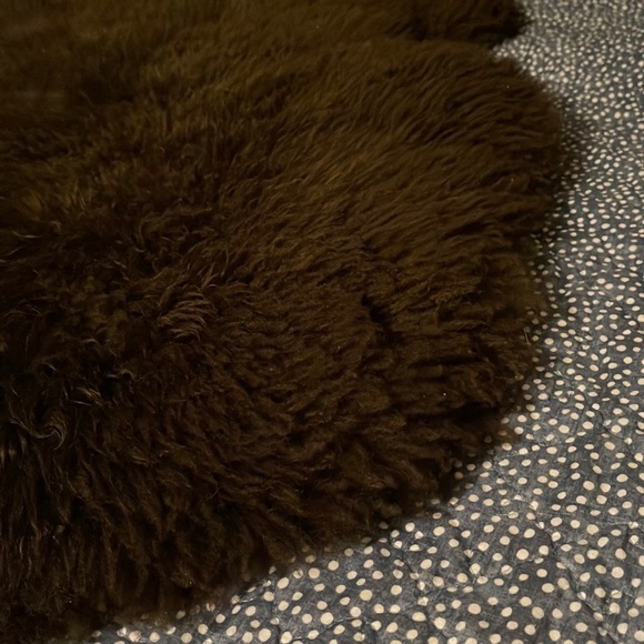 Long Hair Brown Shearling. Real sheep leather. For projects, baby pictures…. - Picture 9 of 10